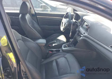 2017 Hyundai Elantra Limited из США, поврежденный, VIN 5NPD84LF8HH069857